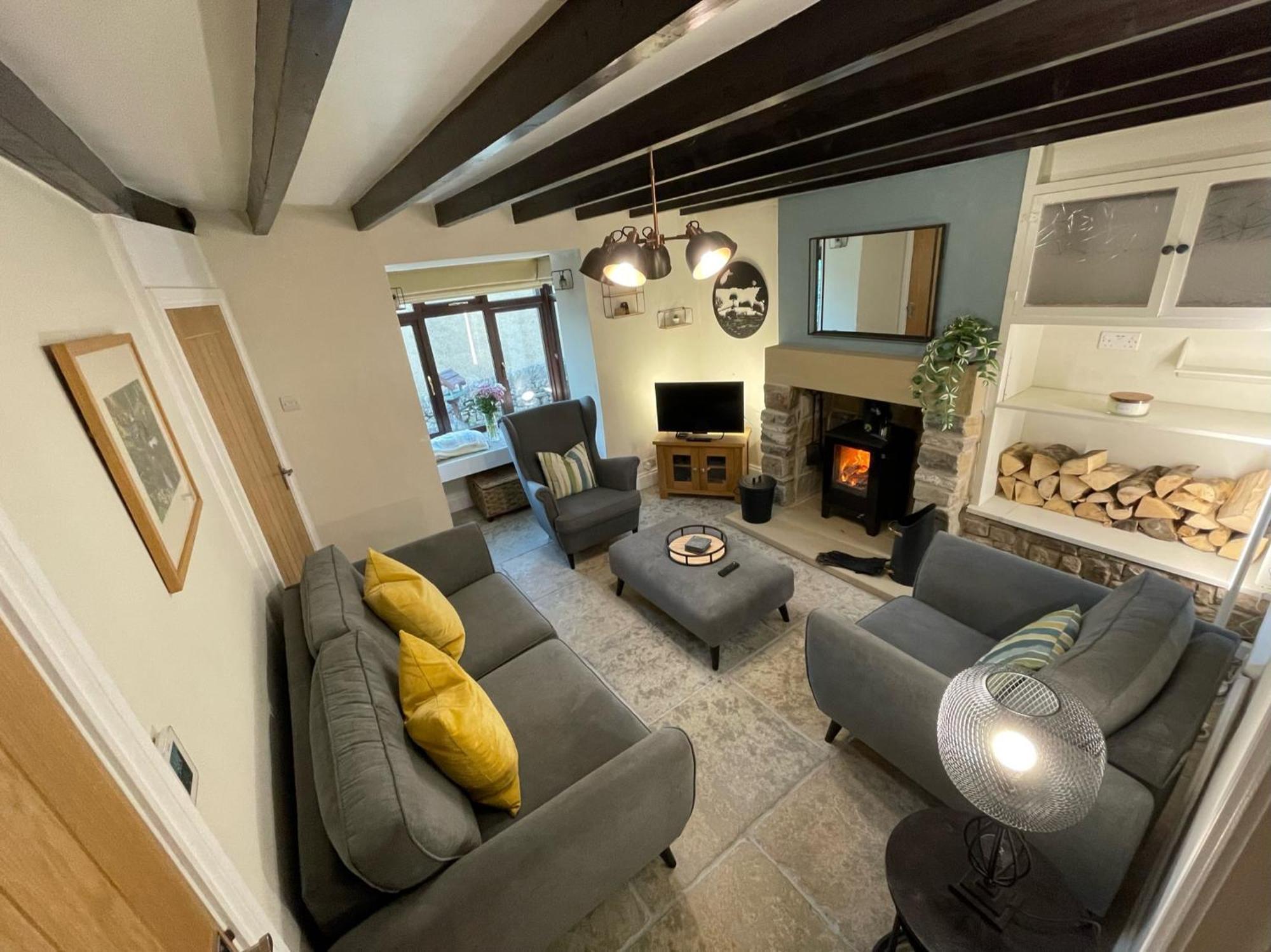 Holiday home Muddy Paws - The Nook Taddington