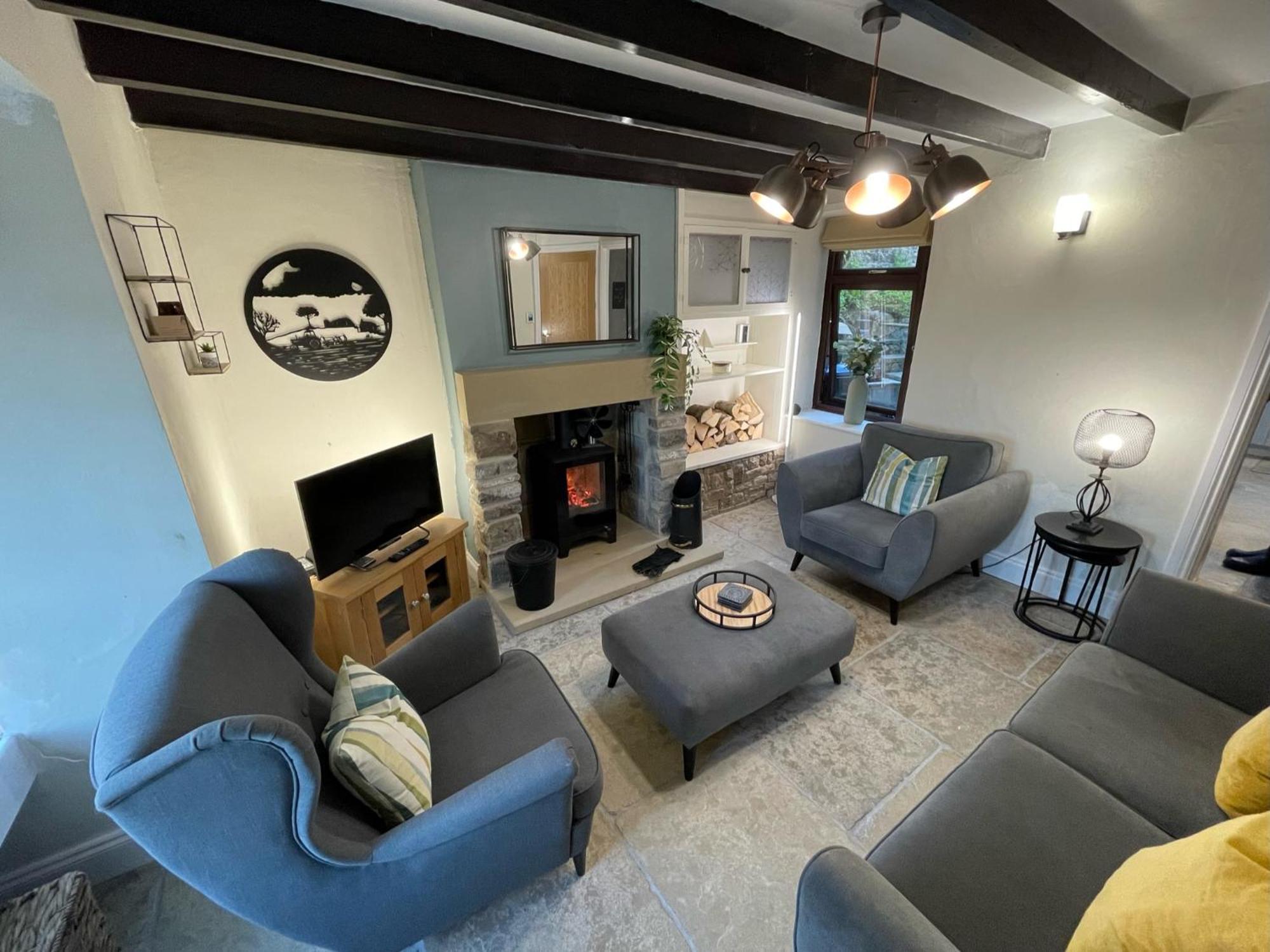 Holiday home Muddy Paws - The Nook Taddington